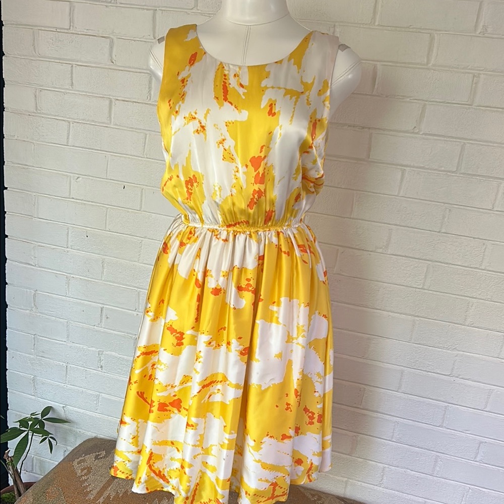 Yellow and White Silk Sleeveless Dress by SMITH